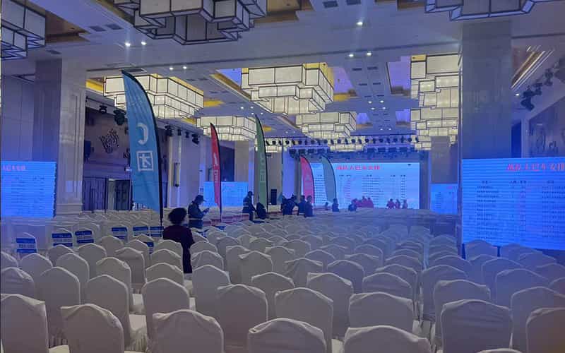 廣告物料制作會場布景舞臺搭建展位搭建舞臺燈光設(shè)備演藝音響高清LED屏